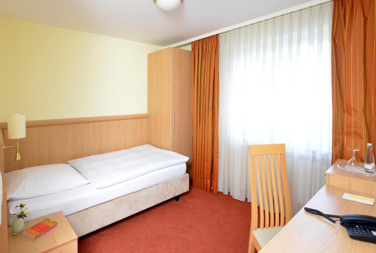Hotel Sonne Eintracht Kg Achern Exterior photo